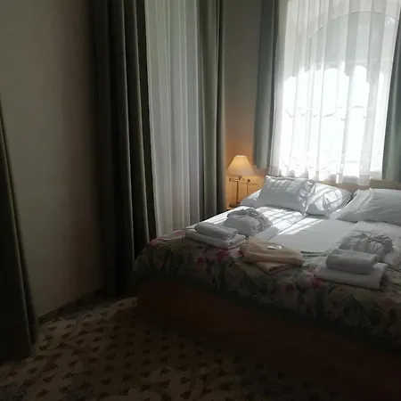 Batthyány Kúria 4*