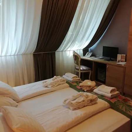 Batthyany Kuria Hotel 4*