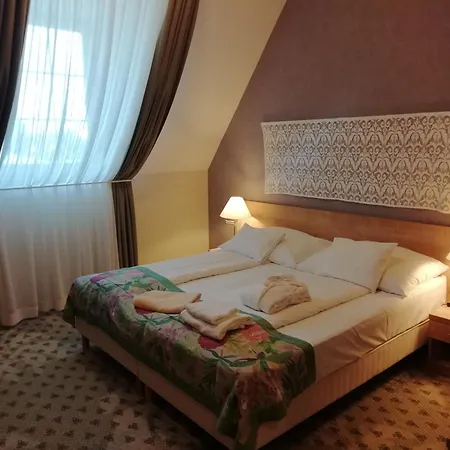 Hotel Batthyany Kuria 4*