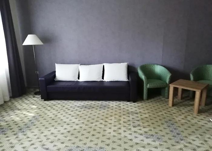 包贾尼库利亚酒店 酒店