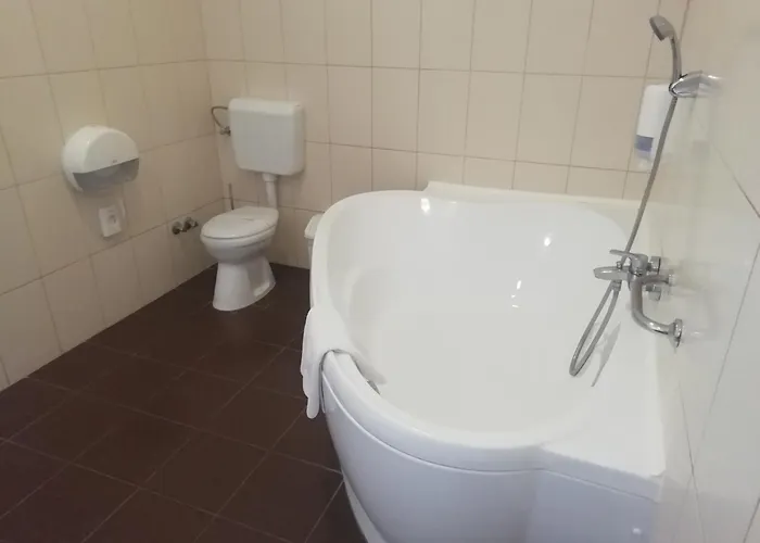 מלון Batthyany Kuria