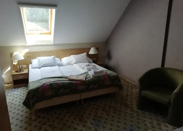 Batthyany Kuria מלון 4*